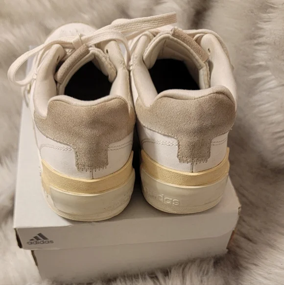 ADIDAS Postmove Basketball Runners - Picture 5 of 15